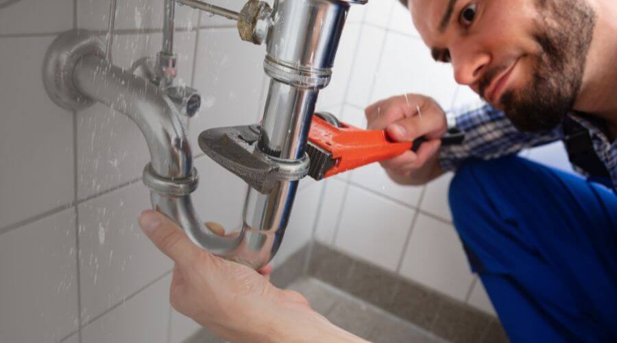 Professional same day plumber services in Clarinda, IA